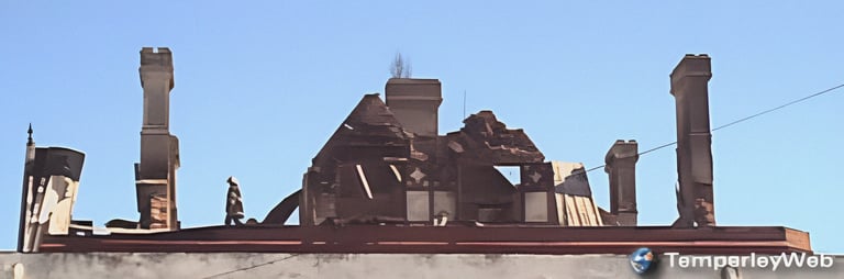 Incendio de la Mansión Sansinena Temperley y bomberos trabajando | Foto: Rolando Ríos