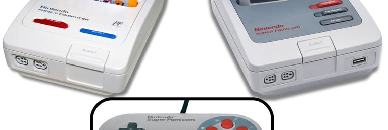2 Prototipos de 1988, a esquerda o Adaptador Famicom e a direita o Super Famicom, controle ao centro