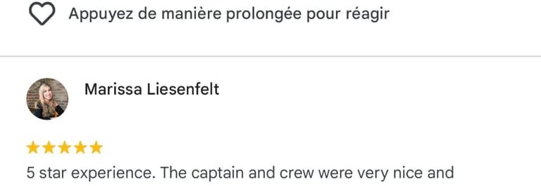 Image showing a review from one of our client that rent our catamaran