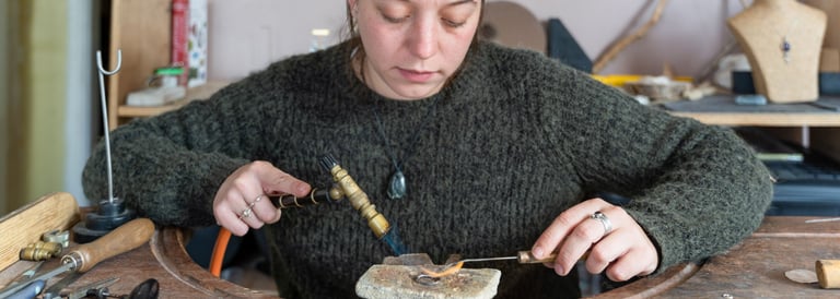 bijoutière travail artisanal