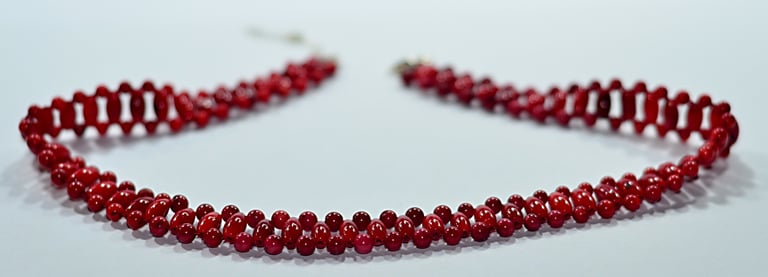 necklaces made from natural stones using handicraft methods