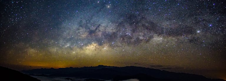 Picture of the Milky way and the sierra nevada