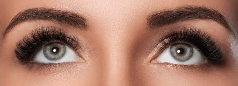 Volume EYELASH EXTENSIONS example picture