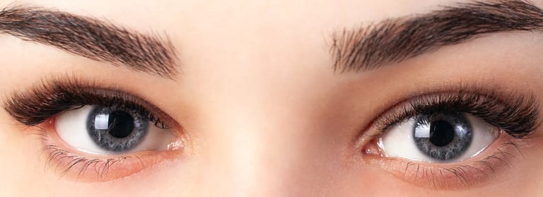 Hybrid EYELASH EXTENSIONS example picture