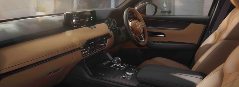 Interior Mazda Berfokus Pengemudi