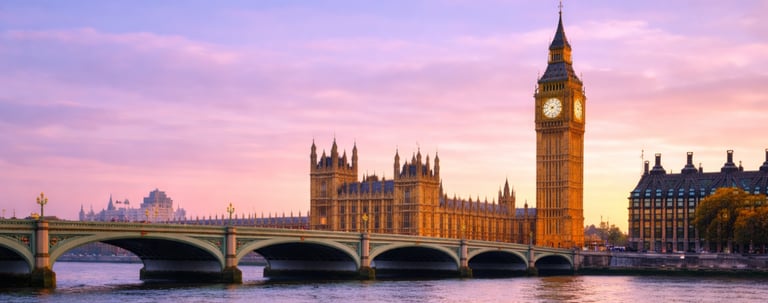 Kakobuy UK shopping agent guide banner with London landmark