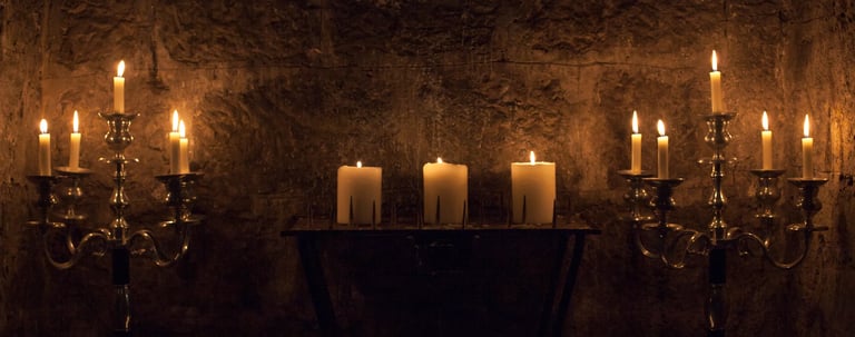 Candle accents Header Image