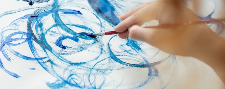 Wine and painting in Mendoza at a local artist Homestudio