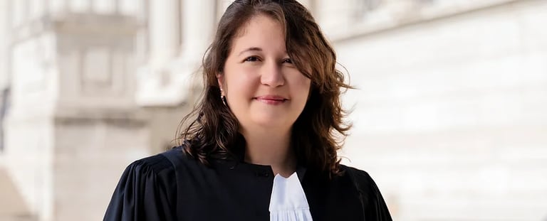 Maître Julie Achouil, avocat en droit commercial à Lyon