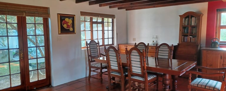 RE/MAX House