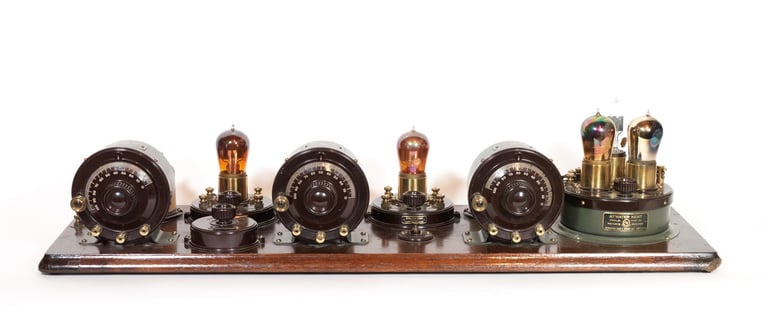 Mode-10-4340-Radiodyne-Front