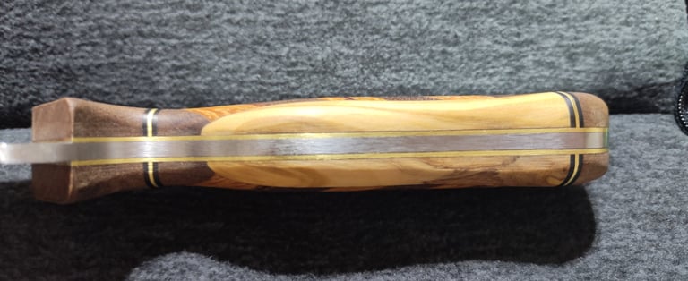 Artisan kitchen knife