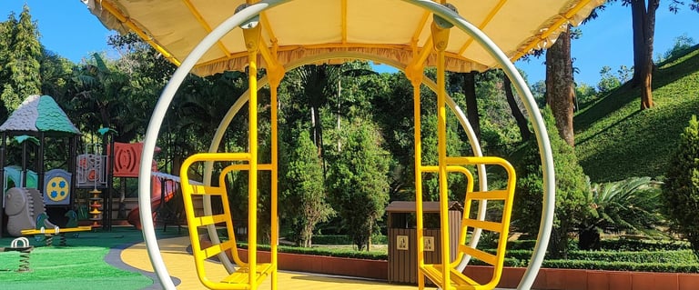 Especialistas en diseño de espacios verdes, transformamos tu jardín con césped artificial sostenible