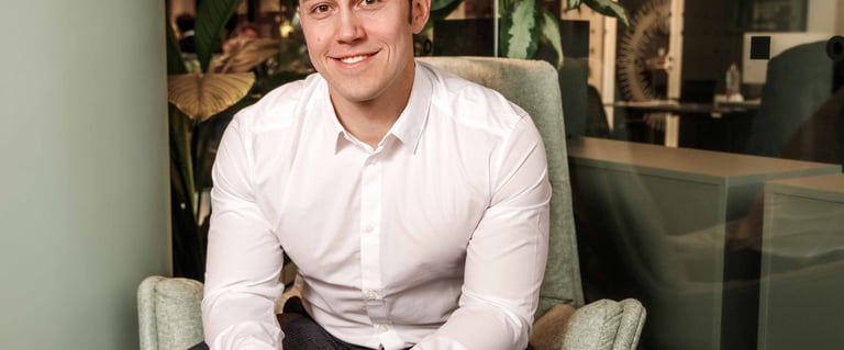 Business, Corporate Portrait Vilnius, professional linkedin portraits, headshots eimantasPhoto