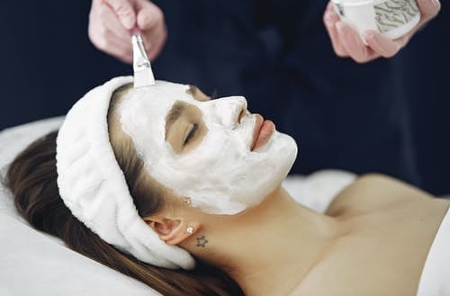 application on mask on model in spa