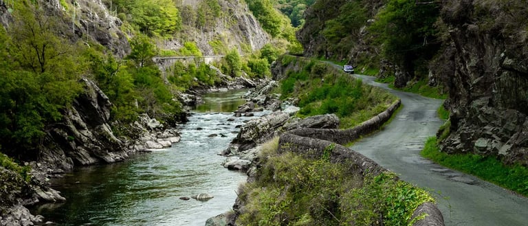 Route Pas de Roland Itxassou, rivière la Nive, Euskadi, Errobi, Rafting pays basque,