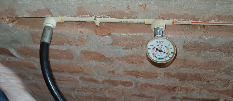 Cpvc plumbing pipe Hydro water pressure testing