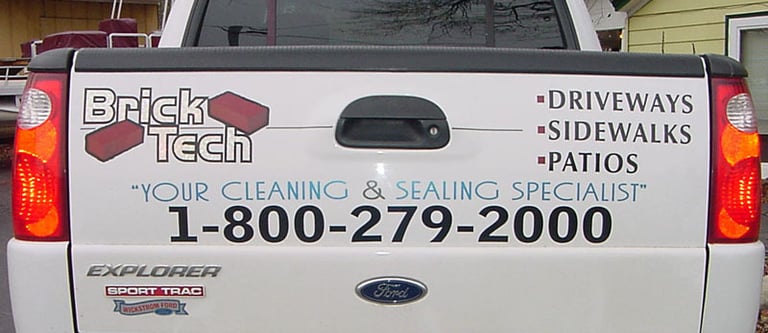 WI Truck Lettering magic signs