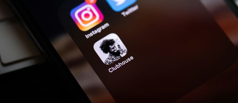  site-web, Instagram, création site-web, image de marque, réseaux sociaux