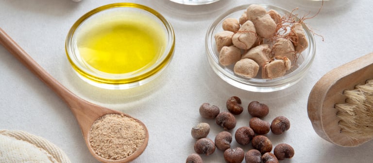 Les différents produits issus du baobab : huile, pulpe, graines
