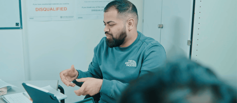 dbs checked experienced tutors at excel tutors