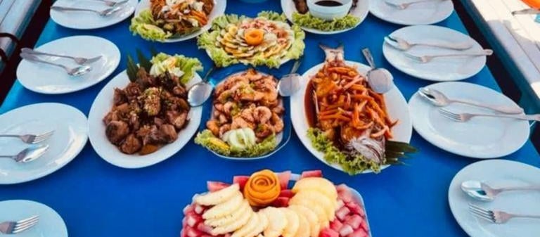 Dinner 4D3N Balabac Expedition