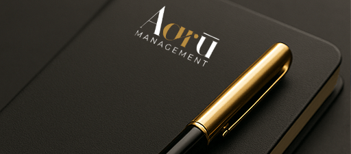Aaru notebook with pen