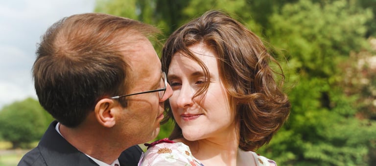 Reportage de mariage raffiné à Bruxelles – émotions, rires et instants uniques