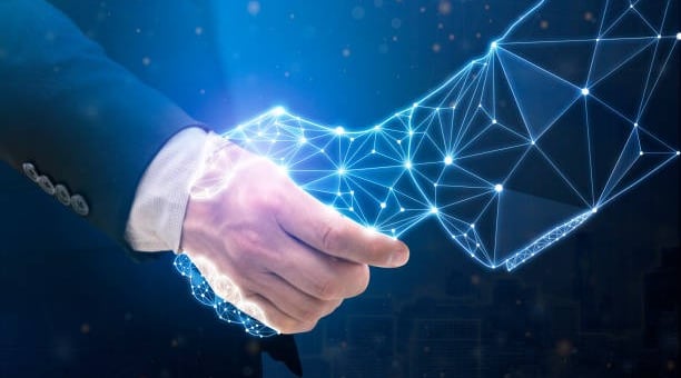 Pólizas de mantenimiento en sitio y remoto