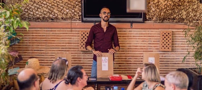 Coaching en public speaking durant un événement d’entreprise à Marrakech