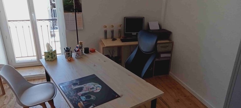 Infos pratiques Gaëlle AVOIES image du cabinet bureau