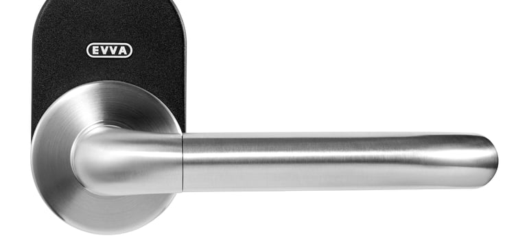 Xesar Electronic Lock opens with key card