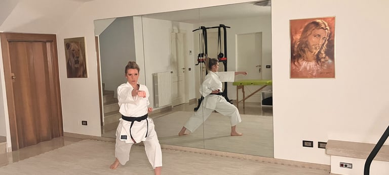 LA GRINTA DI SAMNATA BAZZARDI VIENE DAL KARATE 