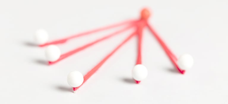 04 concept-communication-with-white-pins_23-2148510518-heller.jpg