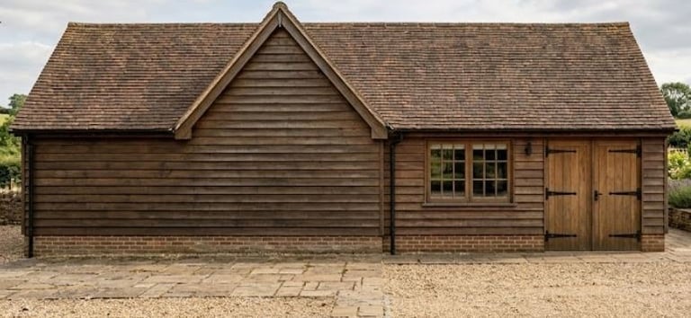 garage and workshop in saffron walden approved planning