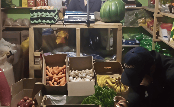 Sefora VS Mercado- Tienda del distrito de Huancaspata