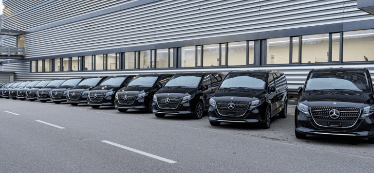 Alt="Professionelle Autoaufbereitung in Linz – Fahrzeugreinigung innen und außen"