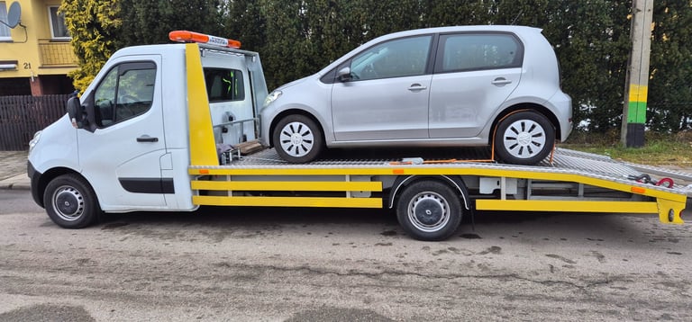 holowanie pojazdów w Katowicach, laweta SAFECAR