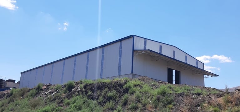 Kırşehir’de bulunan bir döküm fabrikasının ek binasının inşaat süreçleri.