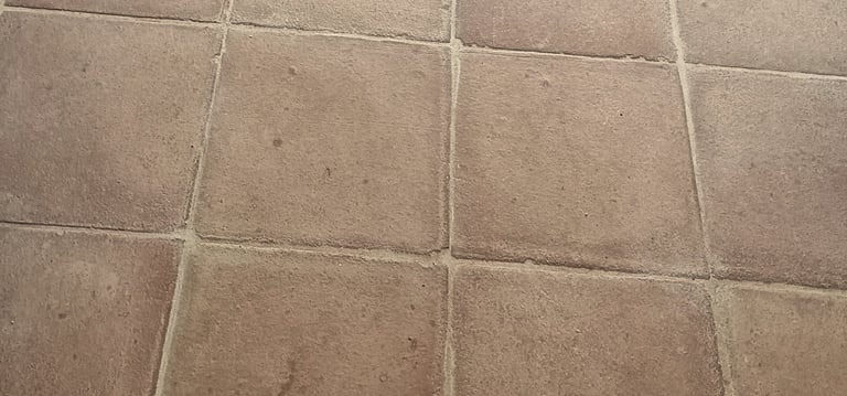 tomettes-30x30-interieur rose