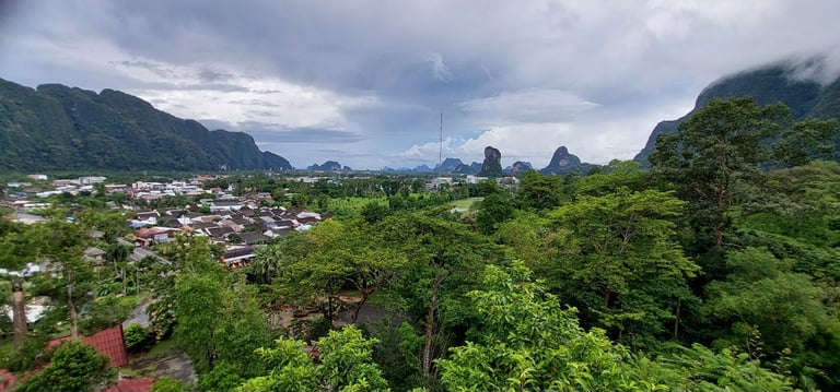 thailand phang nga wat tham ta pan