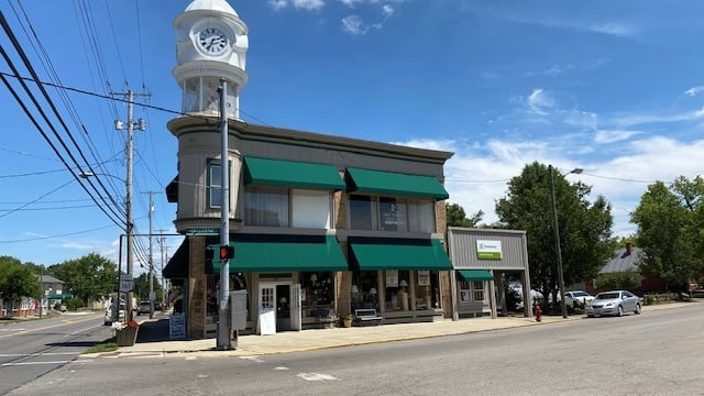 DOWNTOWN PLAIN CITY OHIO