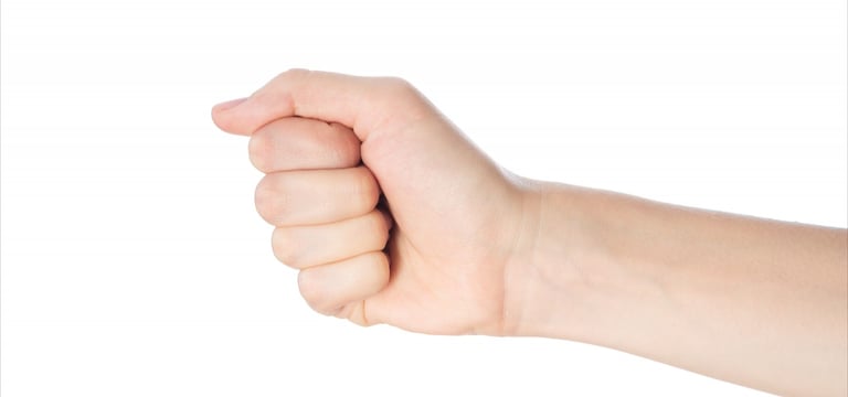 how-to-determine-your-skin-tone-and-undertone-check-your-veins