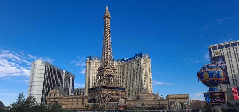 Finn's Footprints Las Vegas Nevada Budget Travel Review