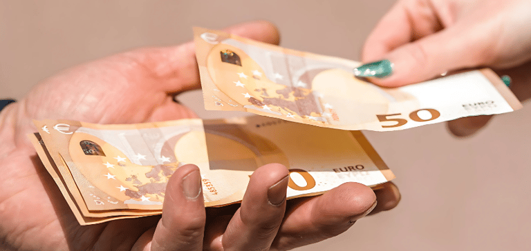 argent, ramoneur, qui paye le ramoneur, euro, locataire, proprietaire