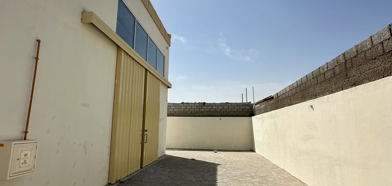 Warehouse for rent in sharjah