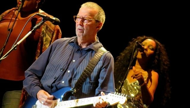 eric clapton e le sue coriste sul palco