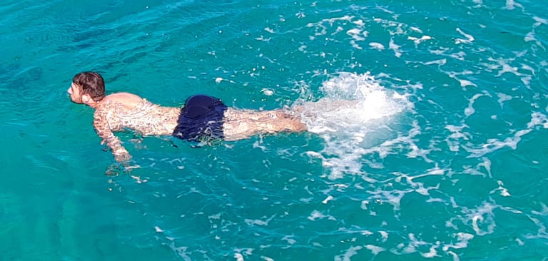 Schwimmen Sardinien J.Lo