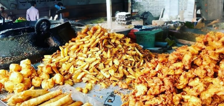 Pakora shops at ilyasi mosque 