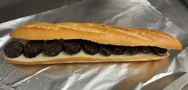 bocadillo de morcilla de burgos